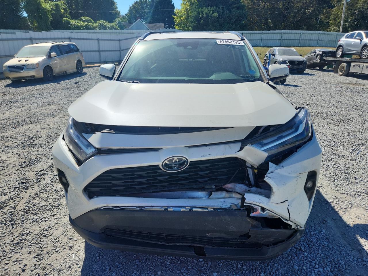 TOYOTA RAV4 XLE PREMIUM