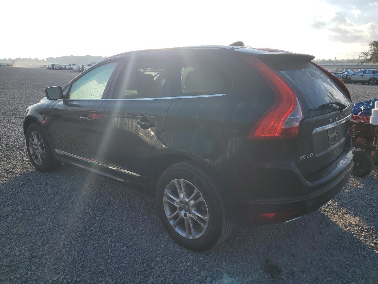 VOLVO XC60 T5 PREMIER+
