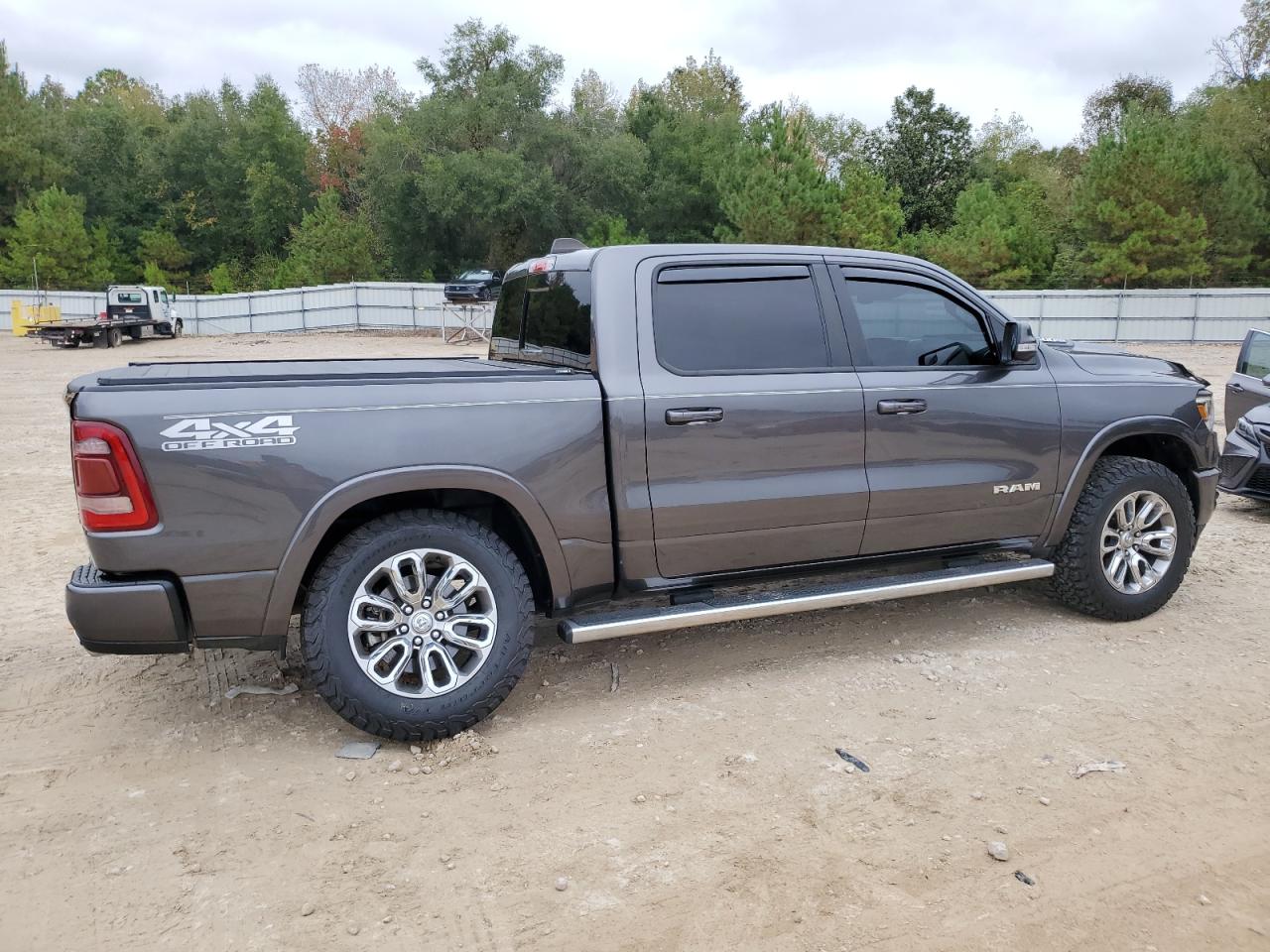 RAM 1500 LARAMIE