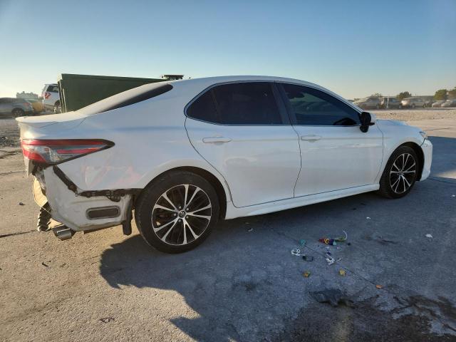 2018 TOYOTA CAMRY L JTNB11HK9J3037576