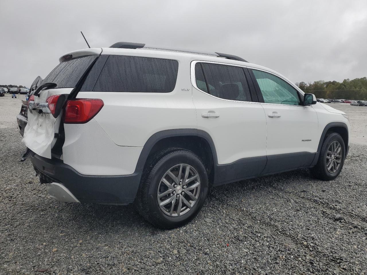 GMC ACADIA SLT-1