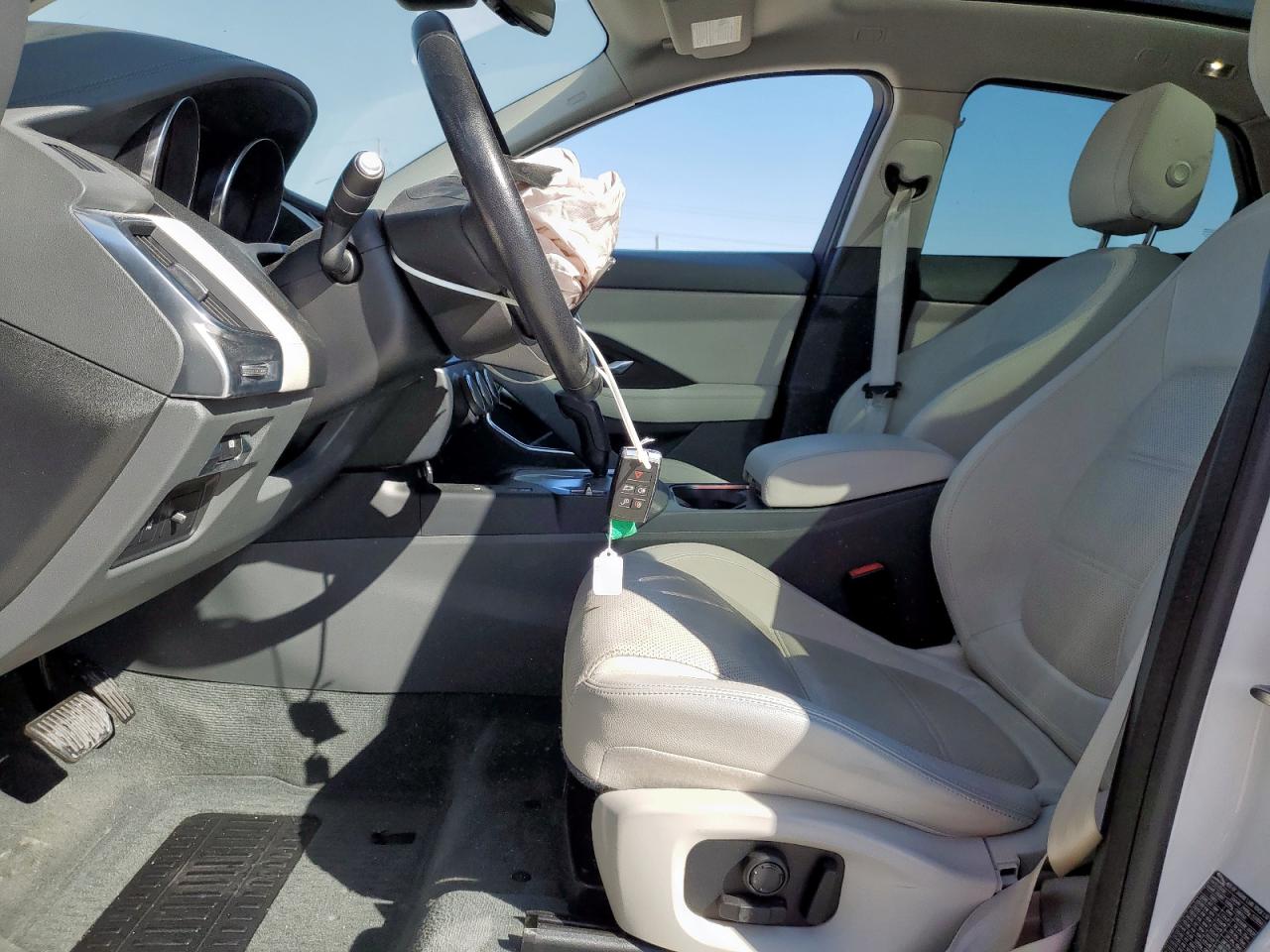 JAGUAR E-TYPE E-PACE