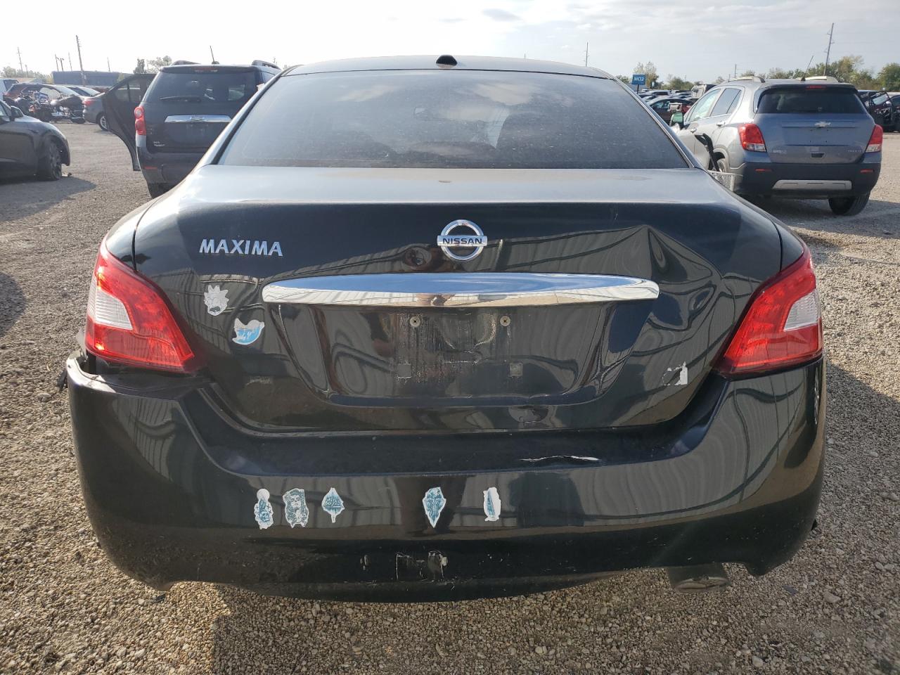 NISSAN MAXIMA S