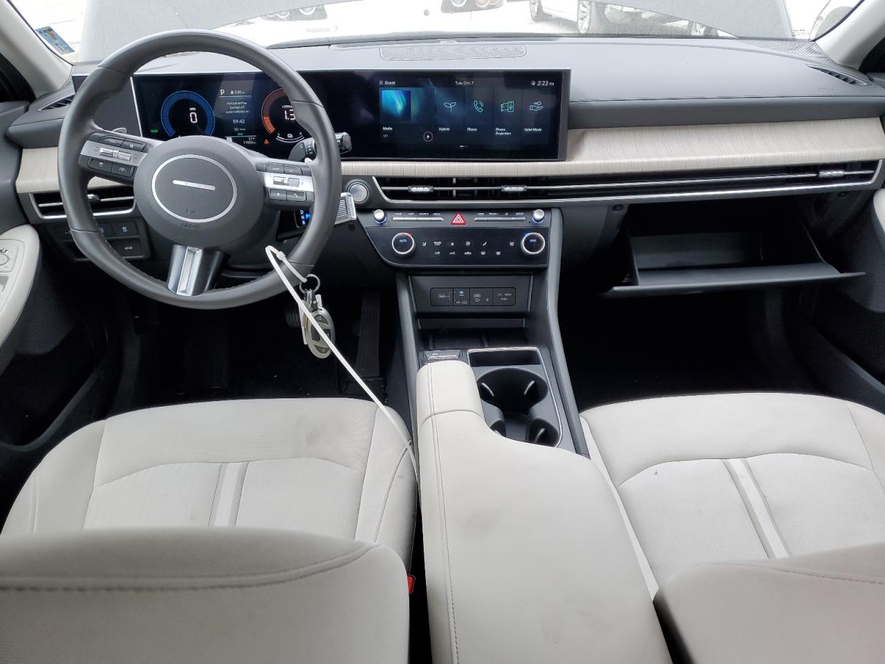 HYUNDAI SONATA HYBRID