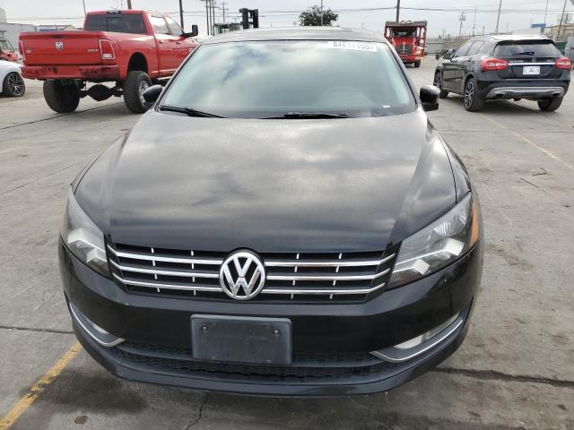 2015 VOLKSWAGEN PASSAT SEL 1VWCV7A32FC118281