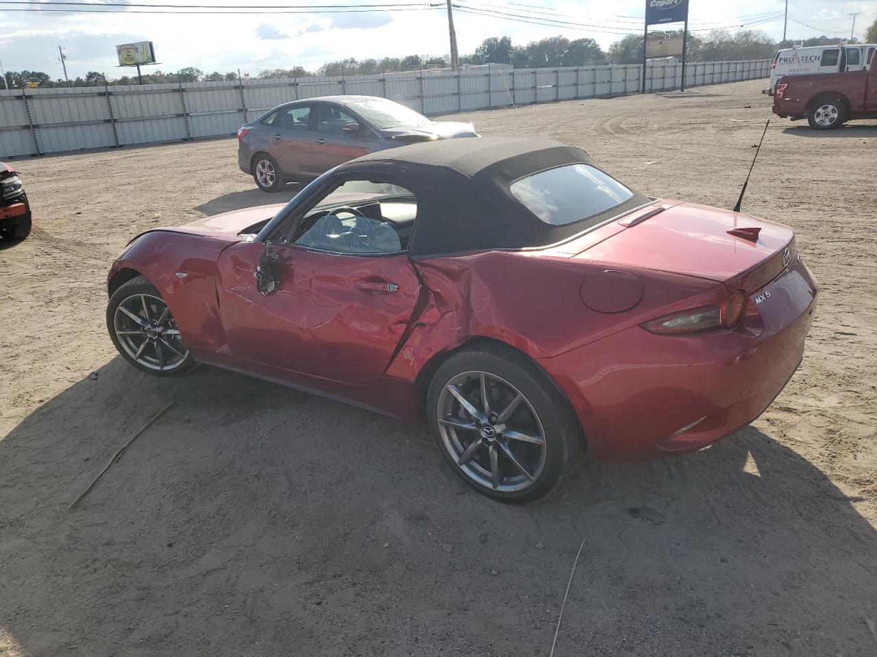 MAZDA MX-5 GRAND TOURING