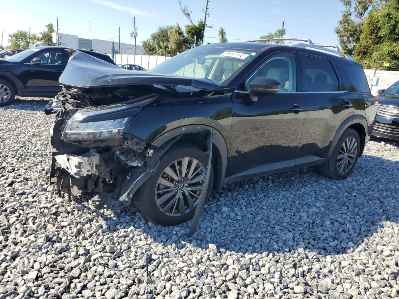 NISSAN PATHFINDER SL