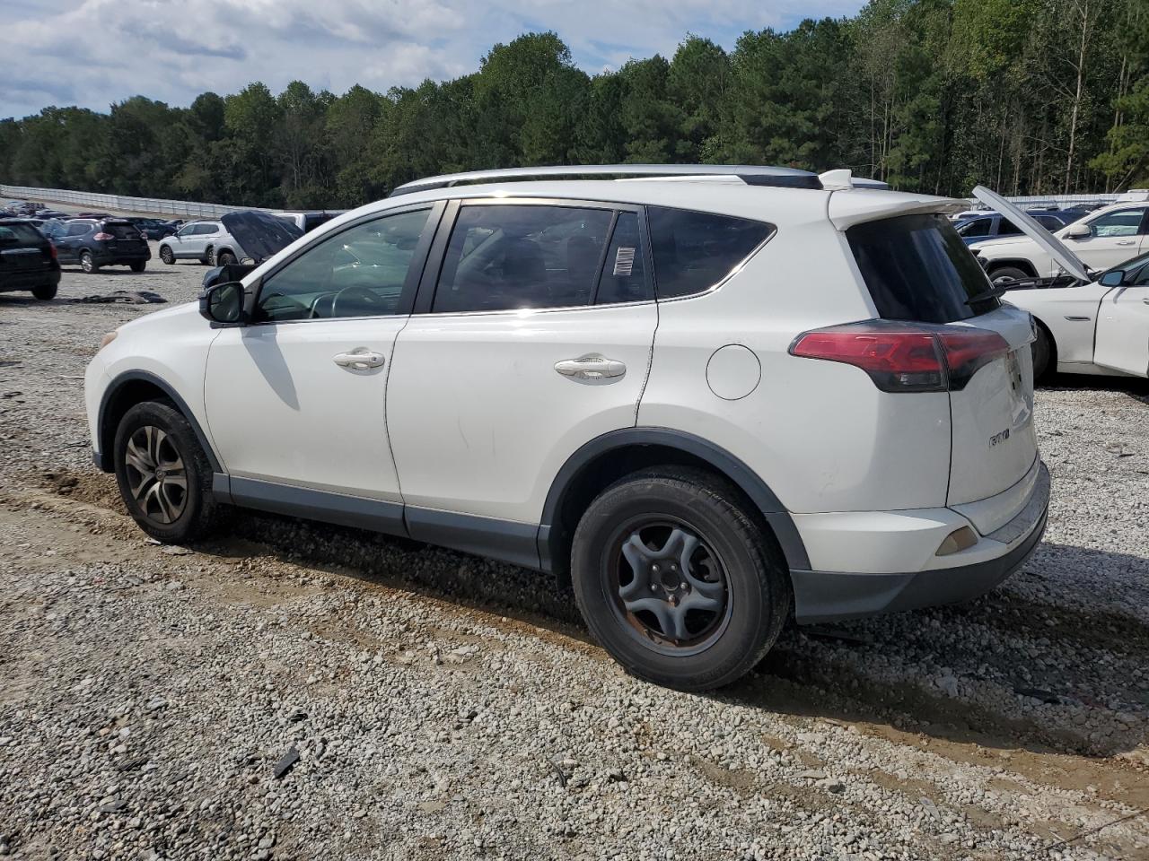 TOYOTA RAV4 LE