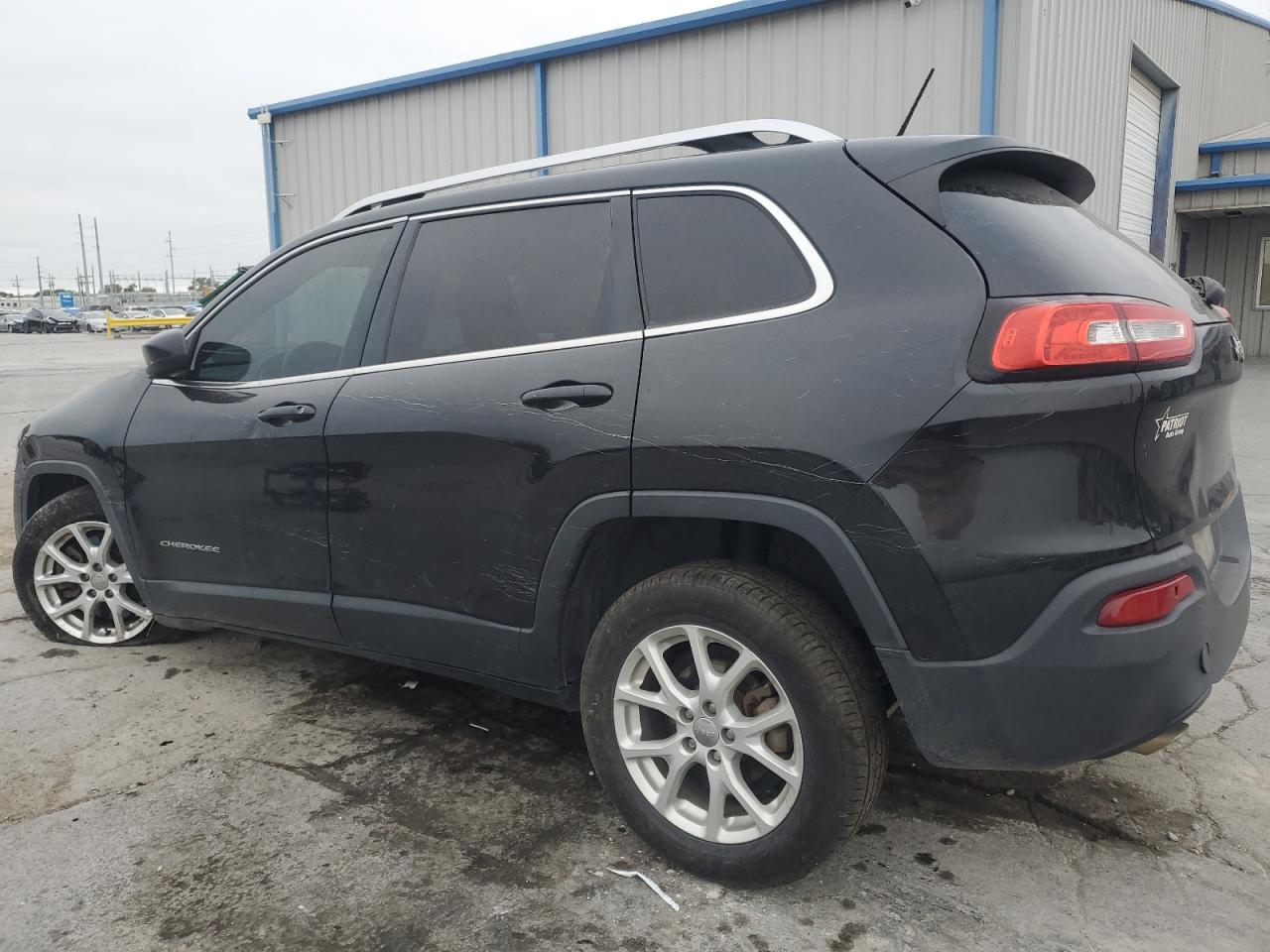 JEEP GRAND CHEROKEE LATITUDE