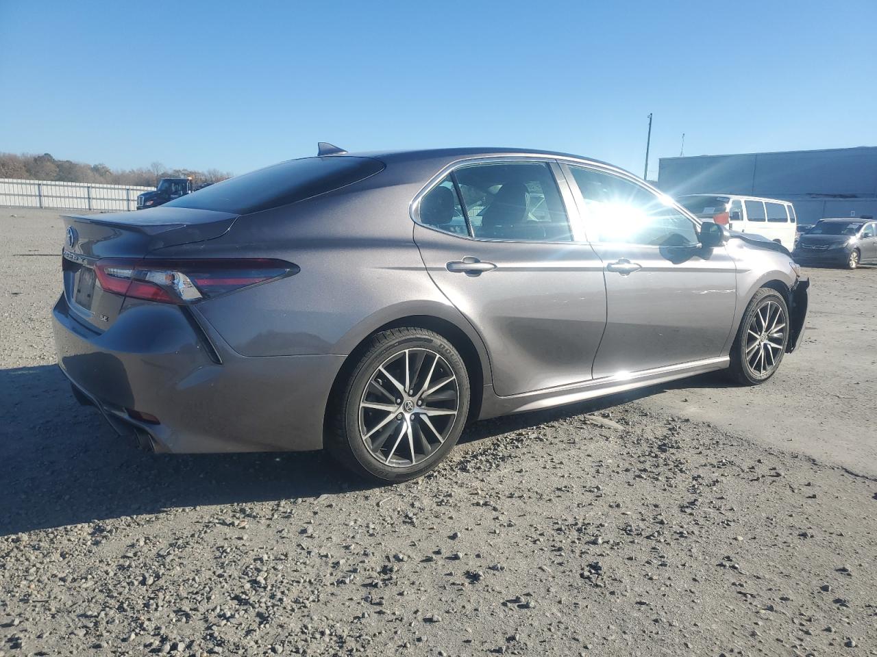 TOYOTA CAMRY SE NIGHT SHADE