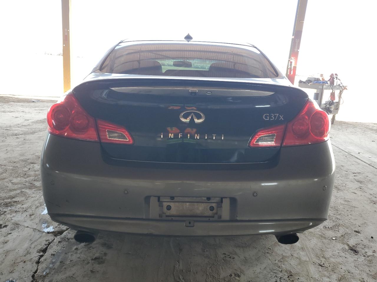 INFINITI G37