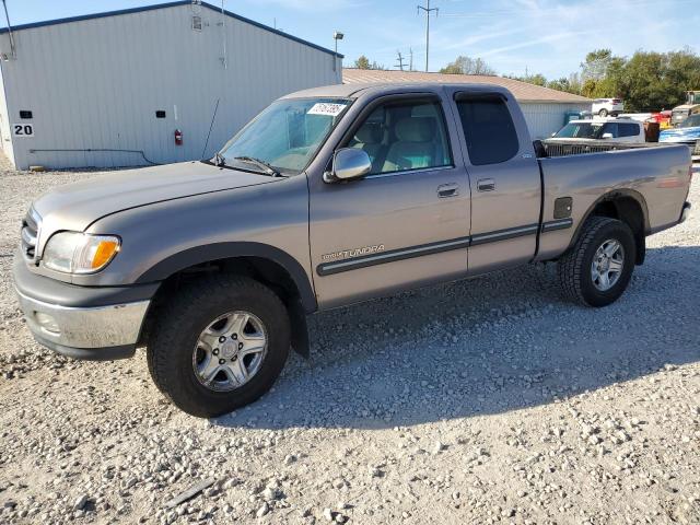 Global Auto Auctions: 2000 TOYOTA TUNDRA ACC