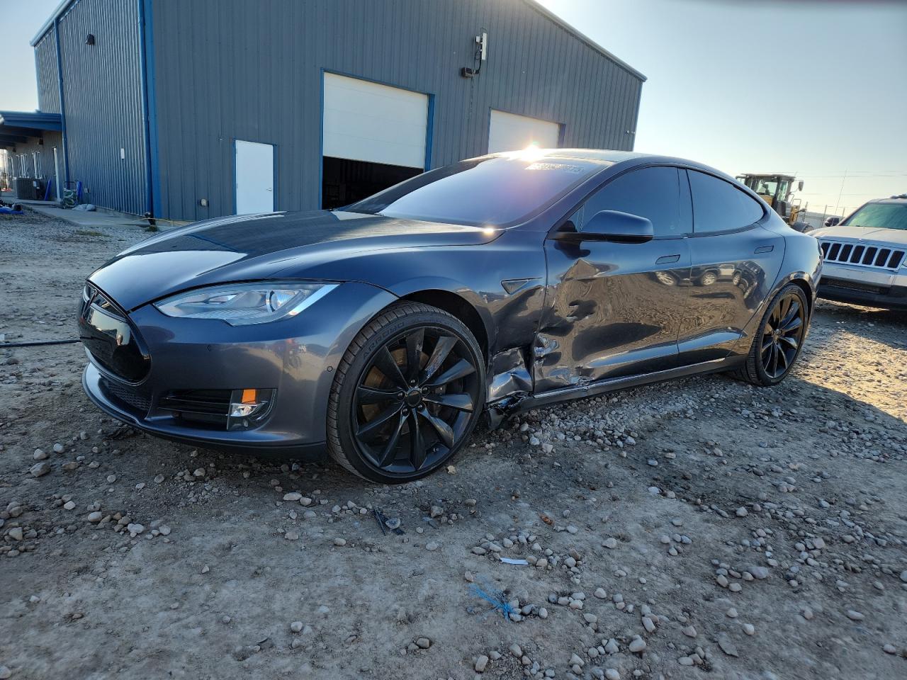 TESLA MODEL S