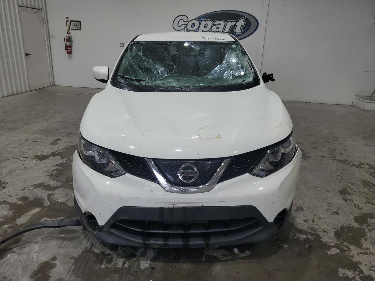 NISSAN ROGUE SPORT S