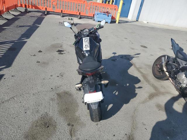 2015 KAWASAKI EX650 F JKAEXEF1XFDA19717