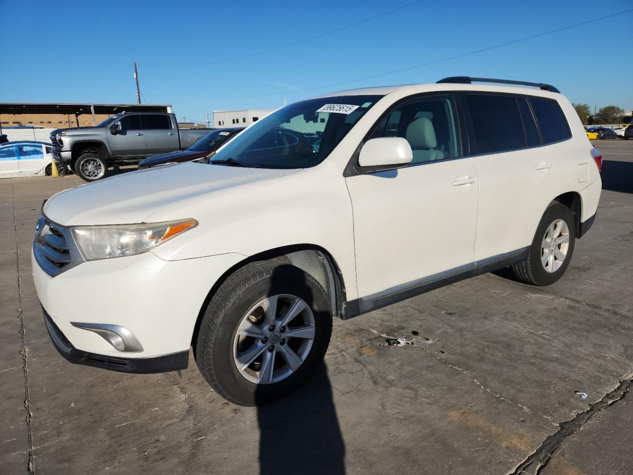 TOYOTA HIGHLANDER BASE