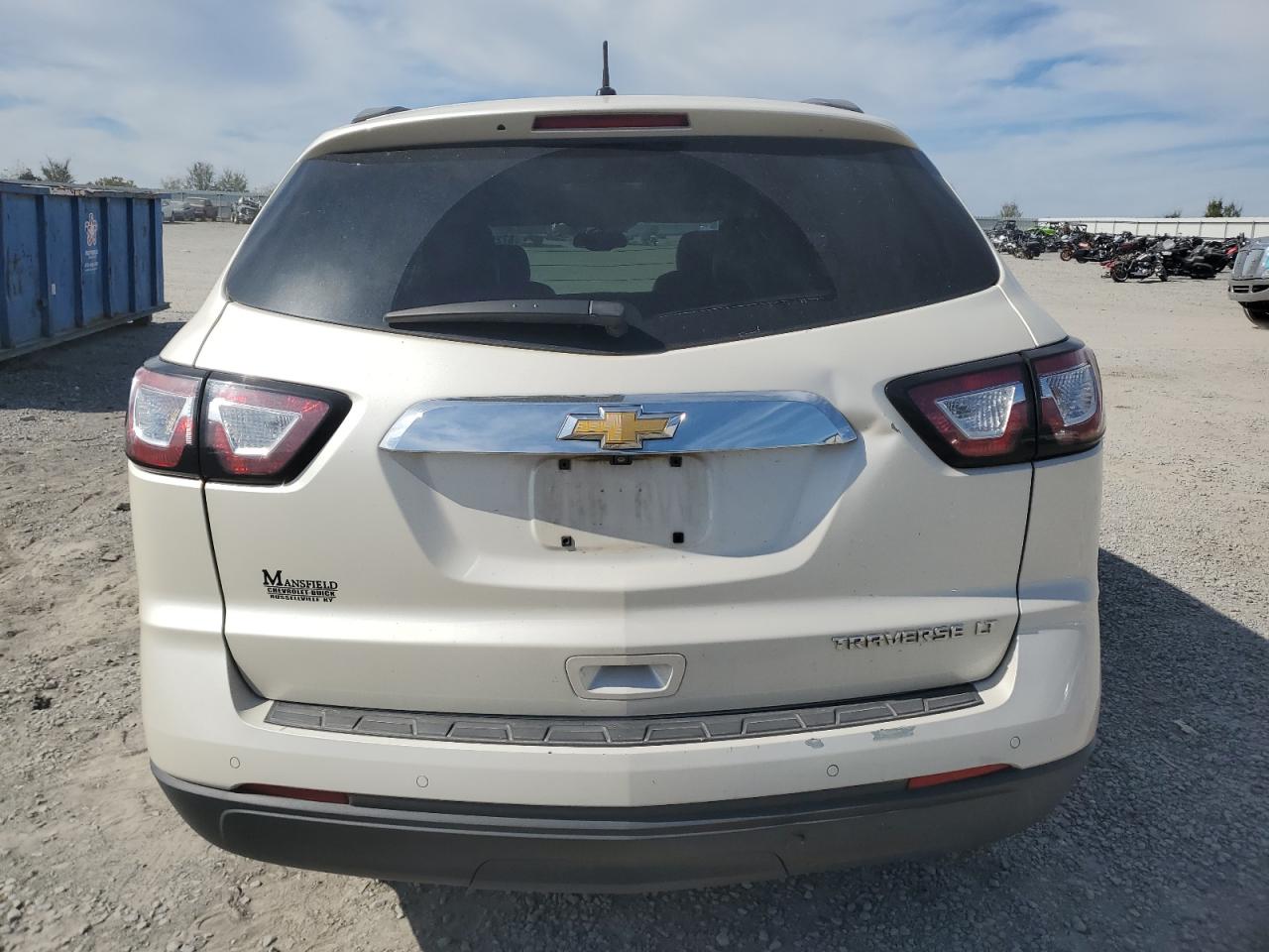 CHEVROLET TRAVERSE LT