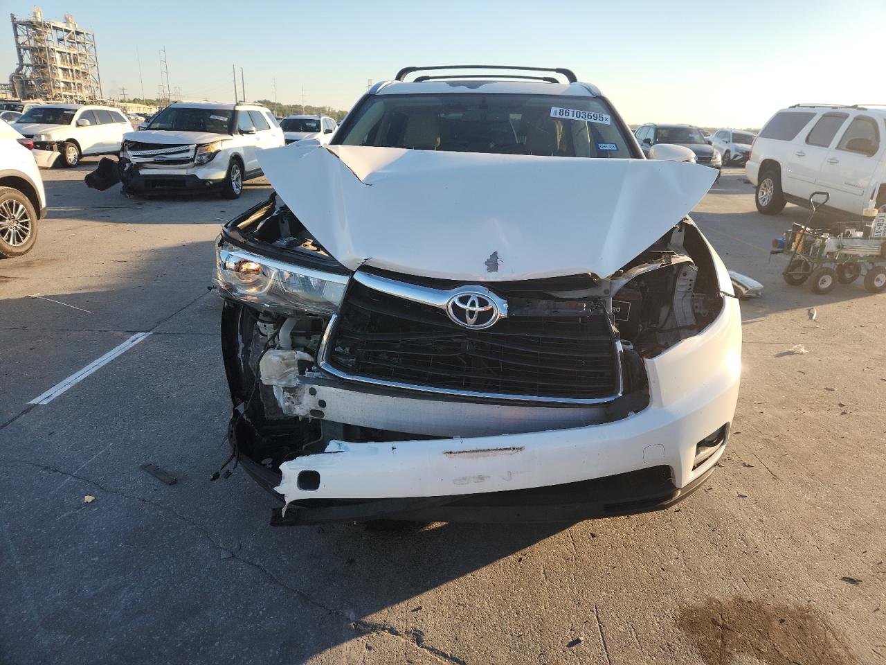 TOYOTA HIGHLANDER LIMITED