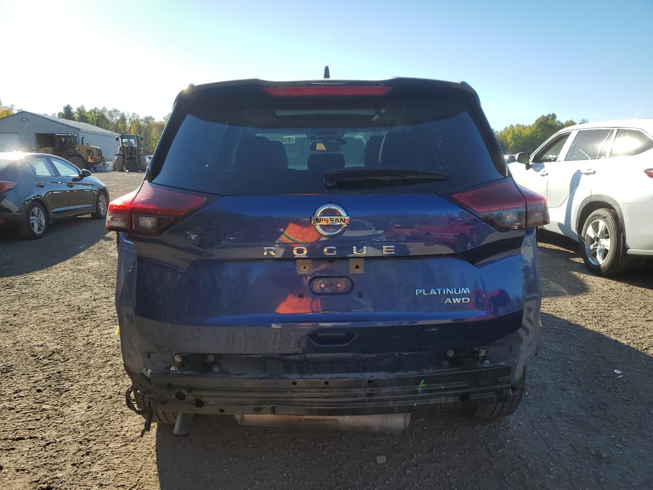 NISSAN ROGUE PLATINUM