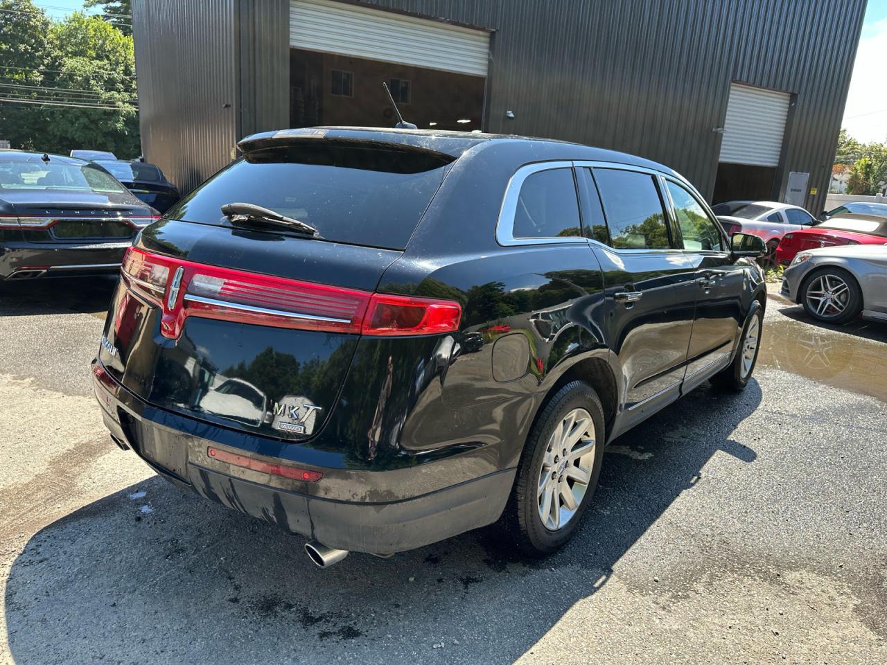 LINCOLN MKT