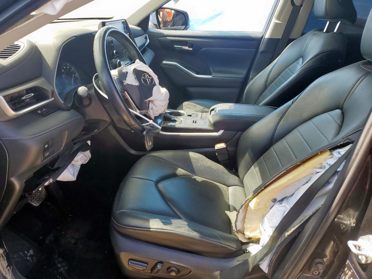 TOYOTA HIGHLANDER XLE