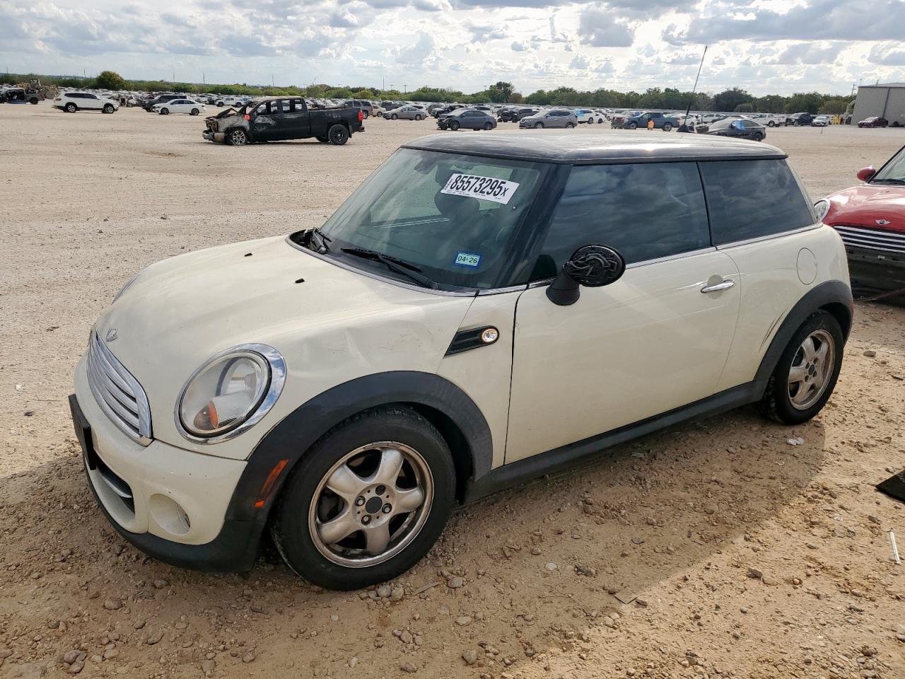 Vehicle photo
