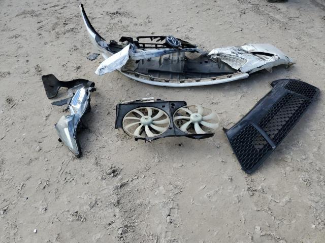 2016 TOYOTA CAMRY LE #3286568162