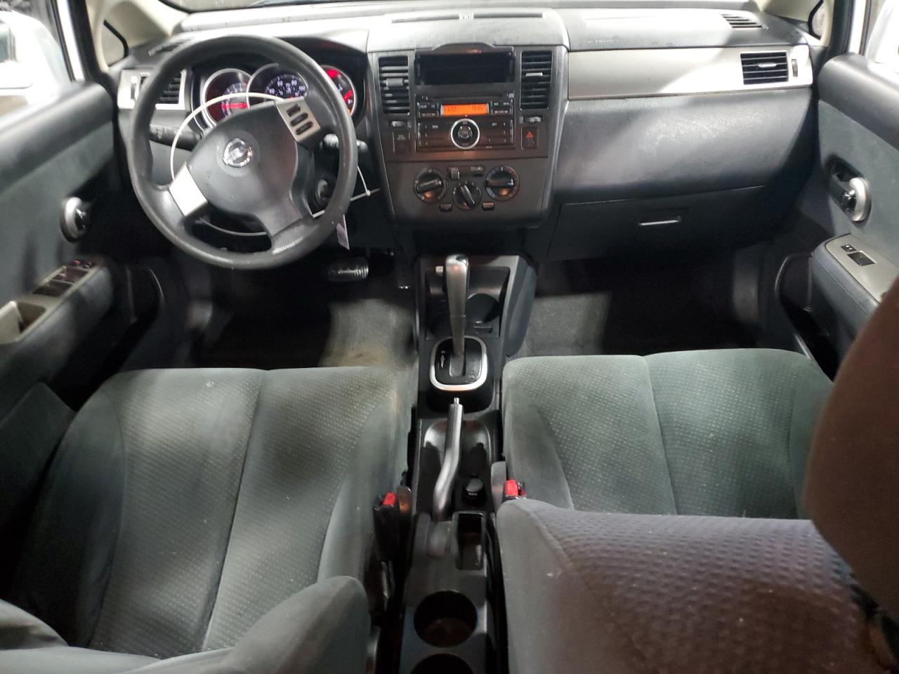 NISSAN VERSA S