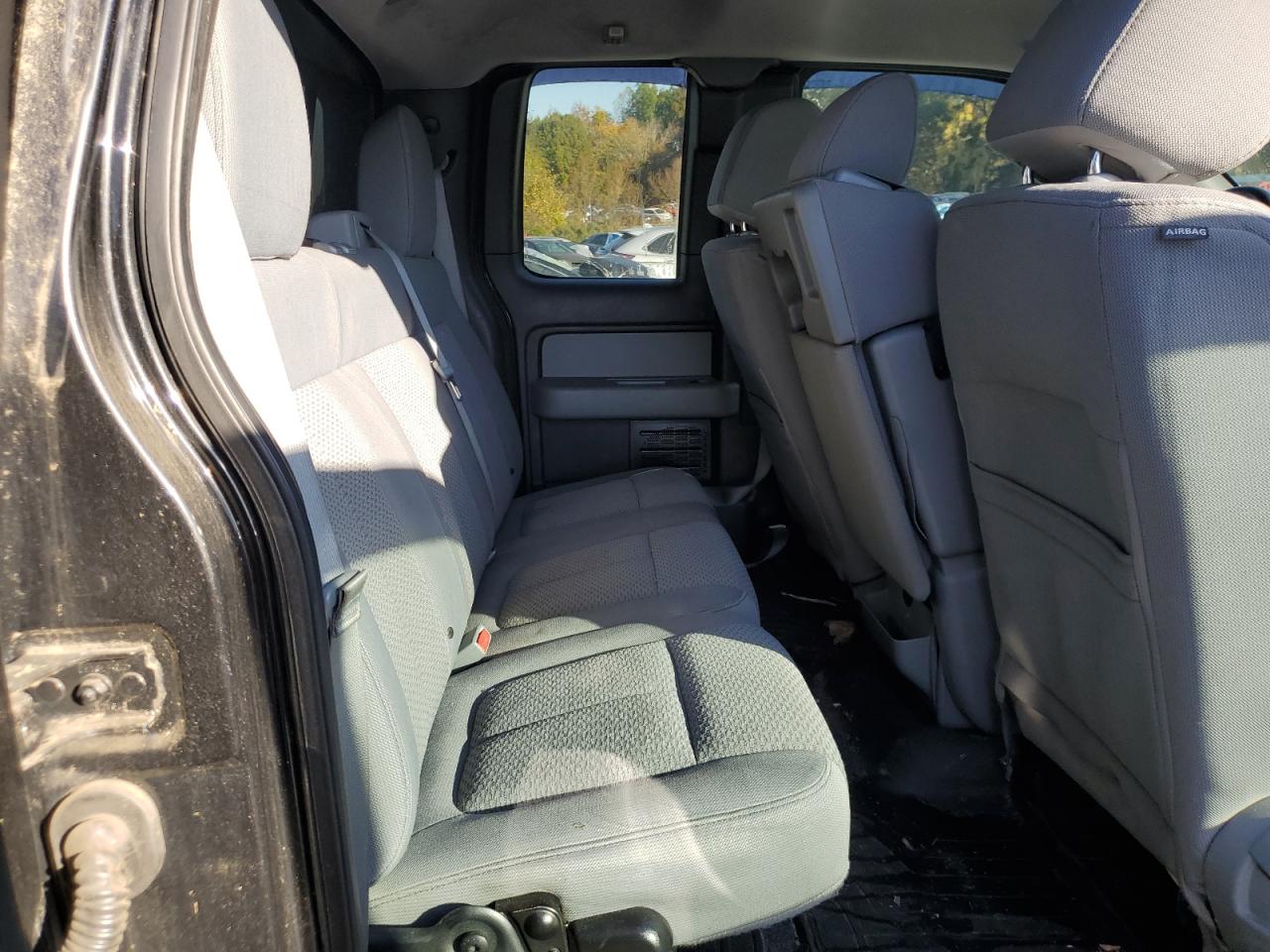 FORD F-150 SUPER CAB