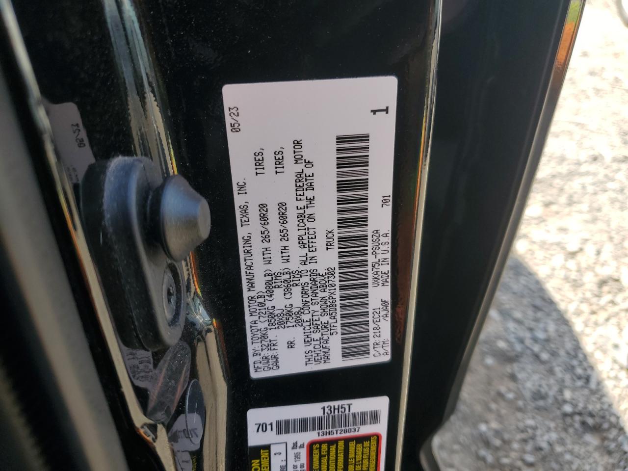 TOYOTA TUNDRA CREWMAX SR