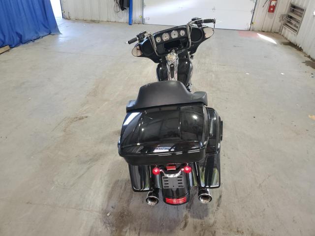 2016 HARLEY-DAVIDSON FLHX STREET GLIDE 1HD1KBM11GB647775