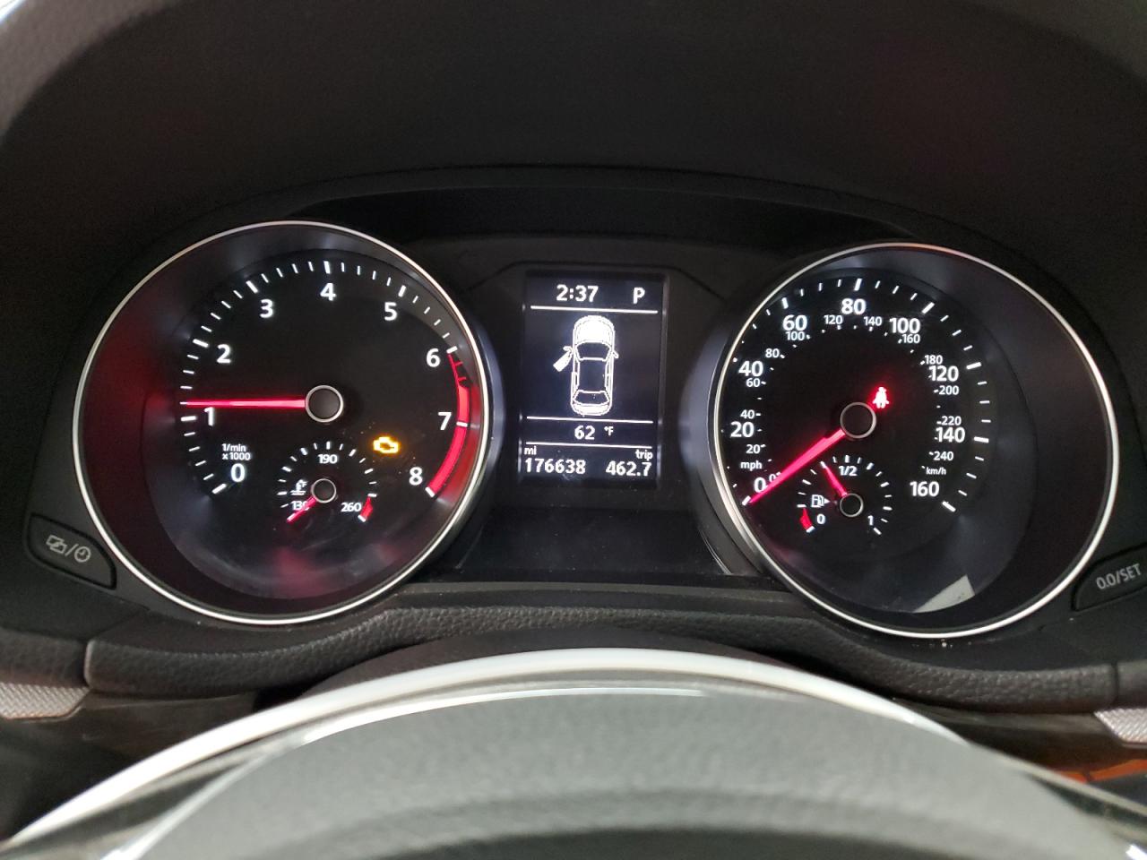 VOLKSWAGEN PASSAT SE