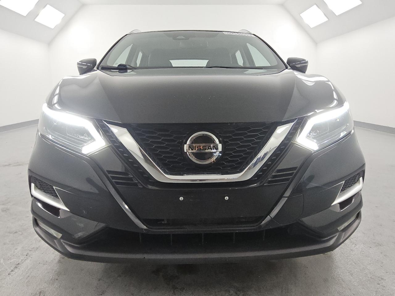 NISSAN ROGUE SPORT S