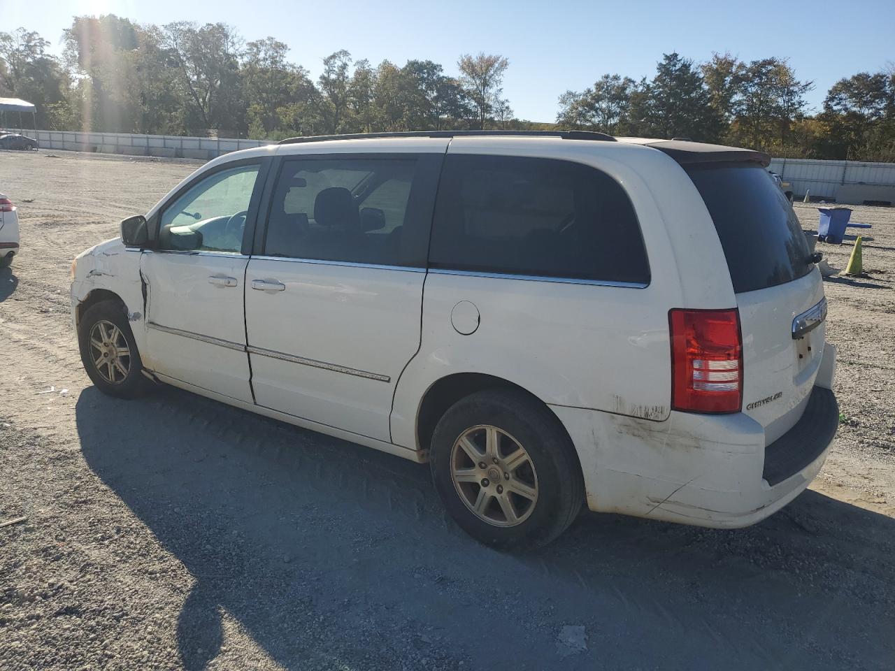 CHRYSLER TOWN & COUNTRY TOURING