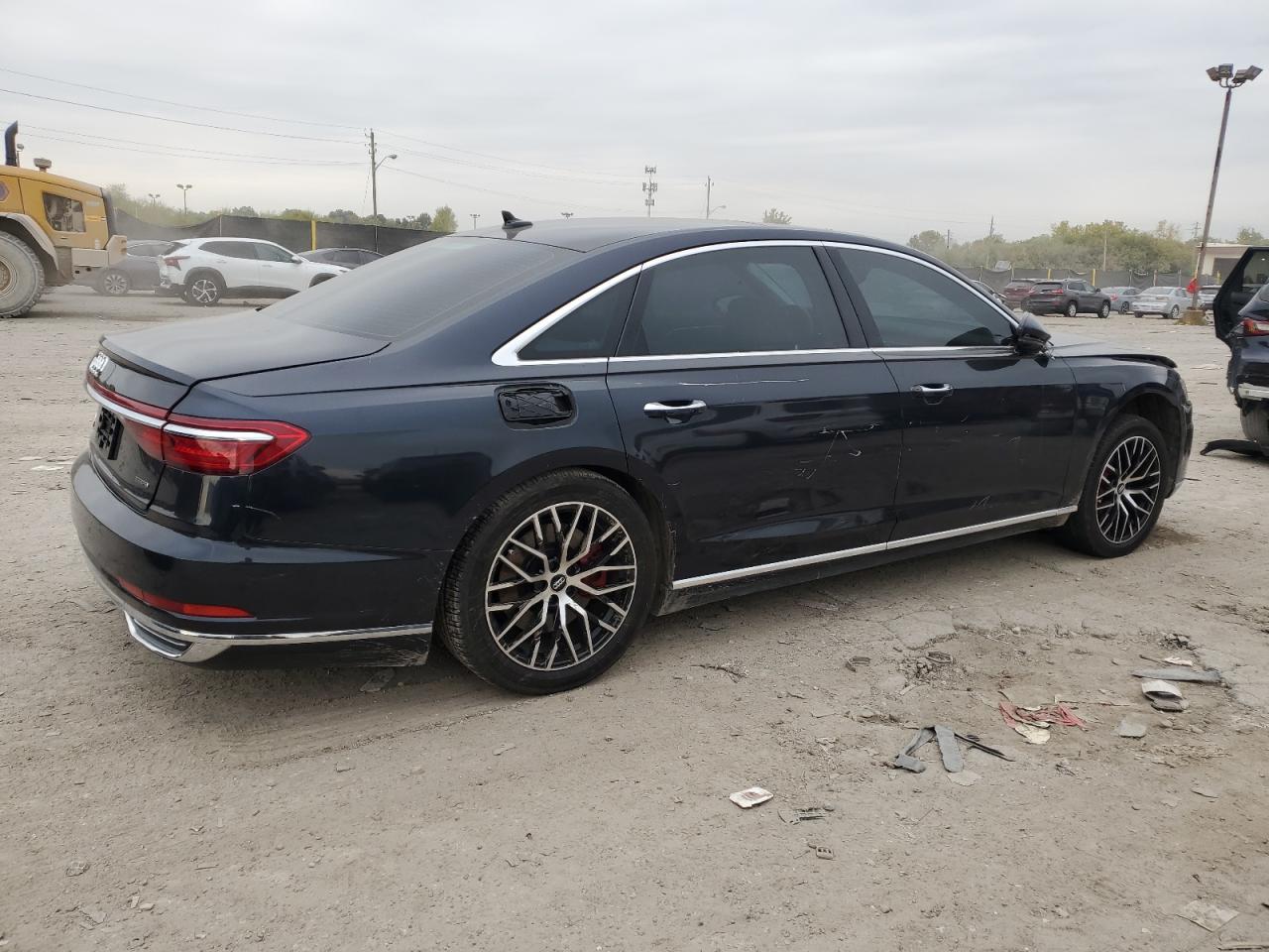 AUDI A8 L