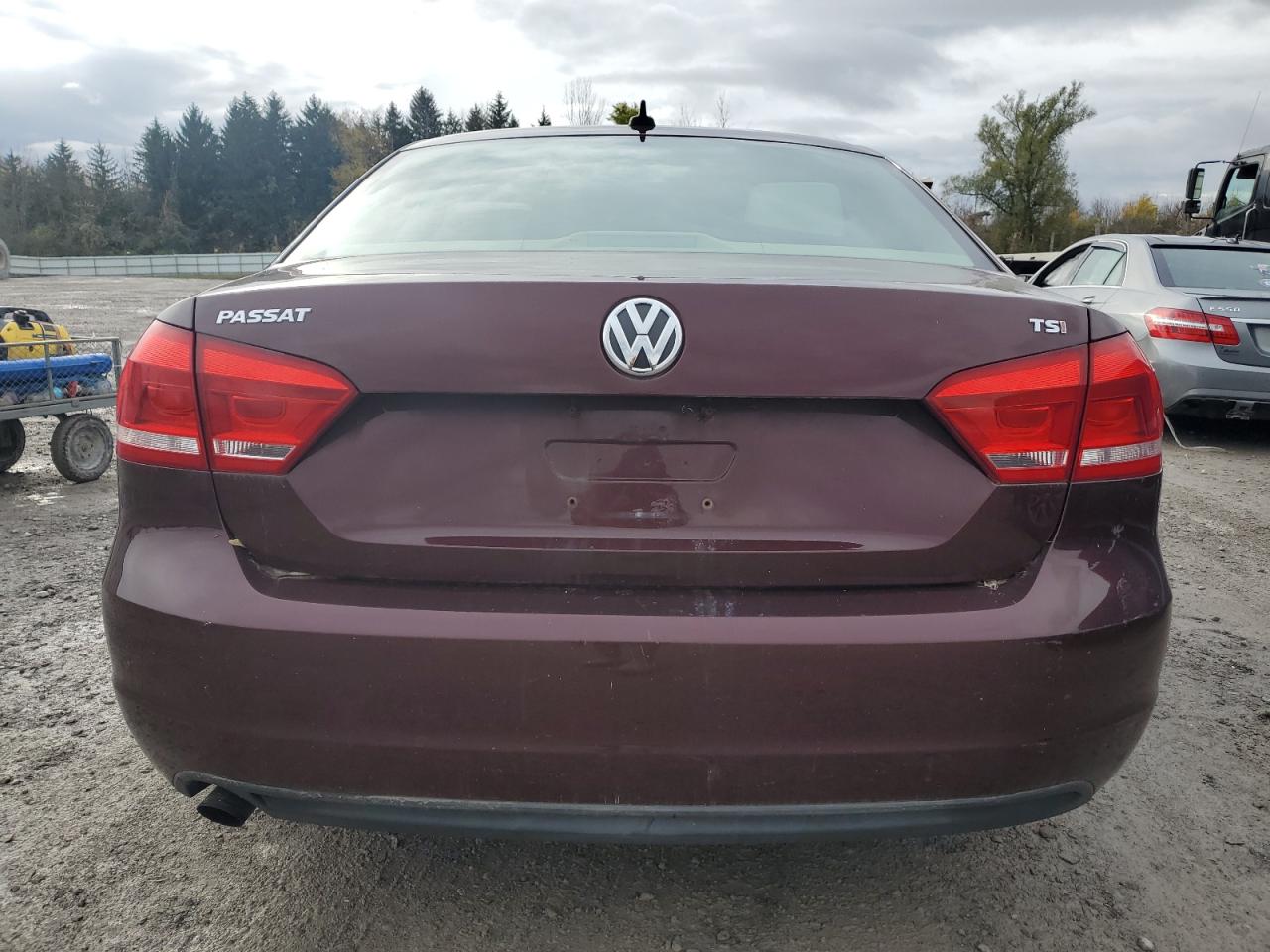VOLKSWAGEN PASSAT S