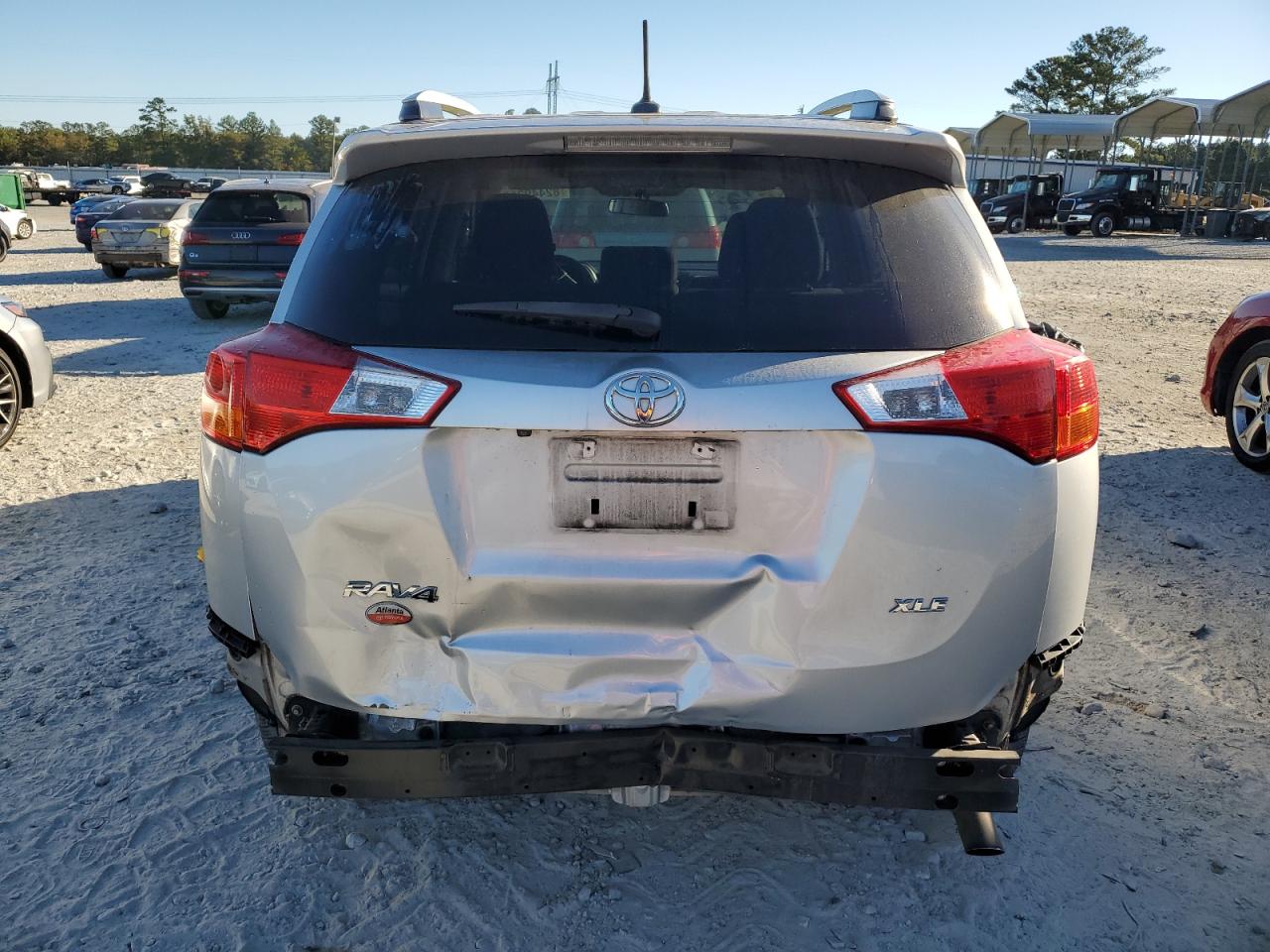 TOYOTA RAV4 XLE