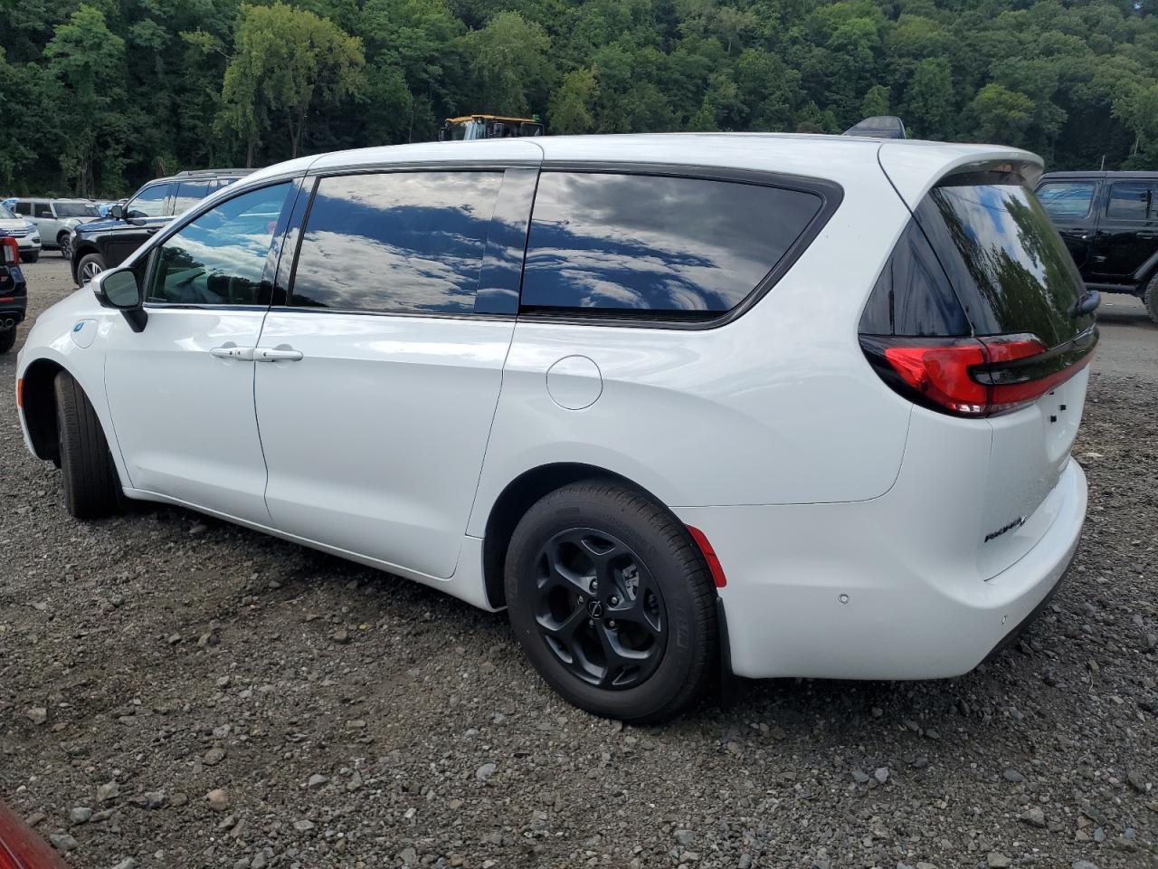 CHRYSLER PACIFICA HYBRID TOURING L