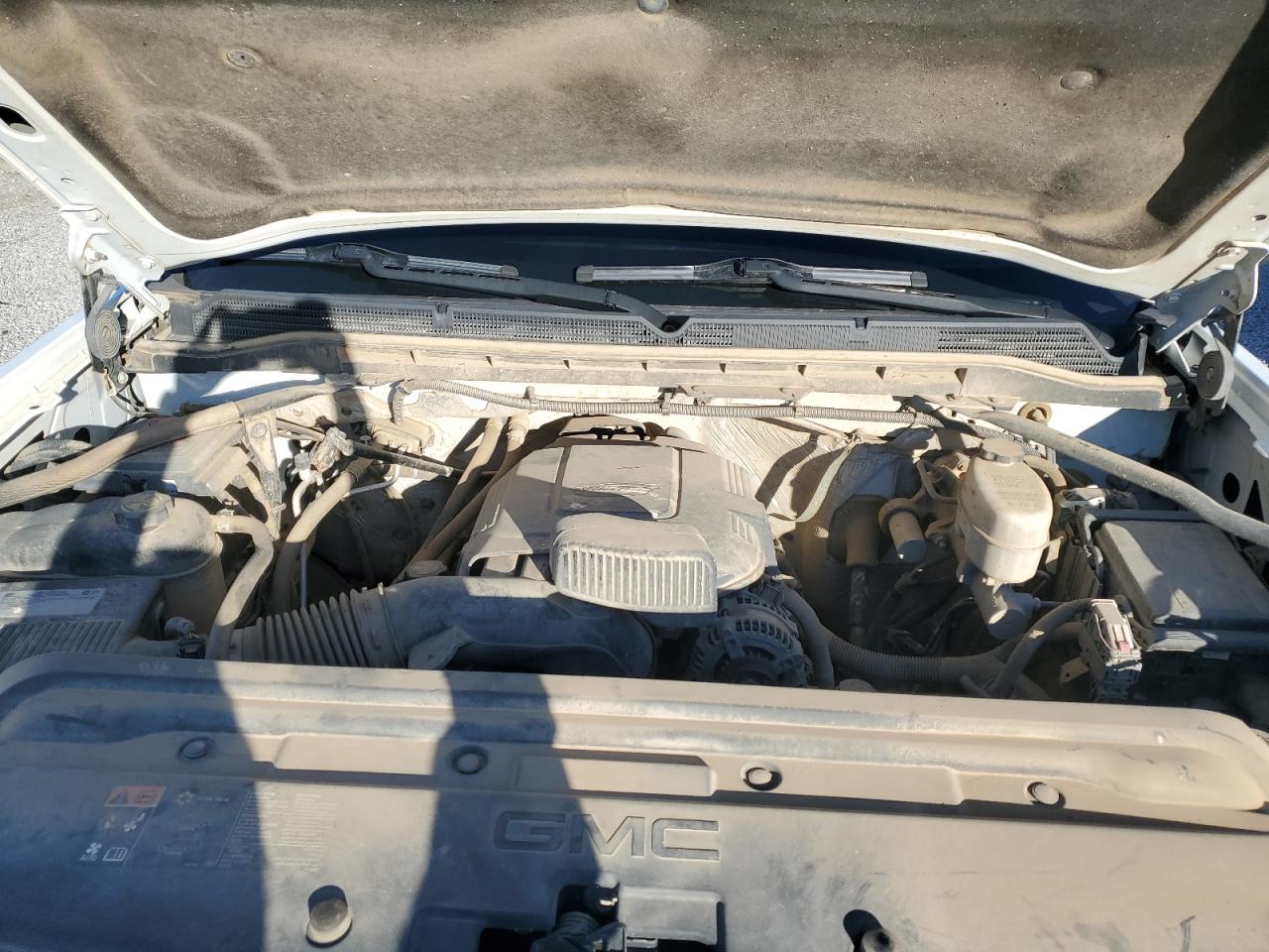 GMC SIERRA K2500 SLE