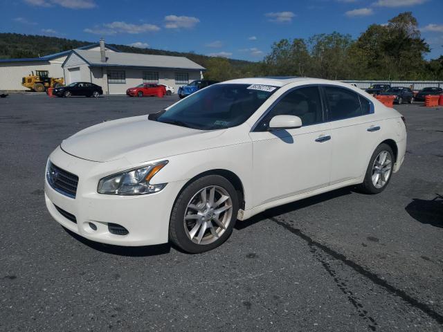 NISSAN MAXIMA S