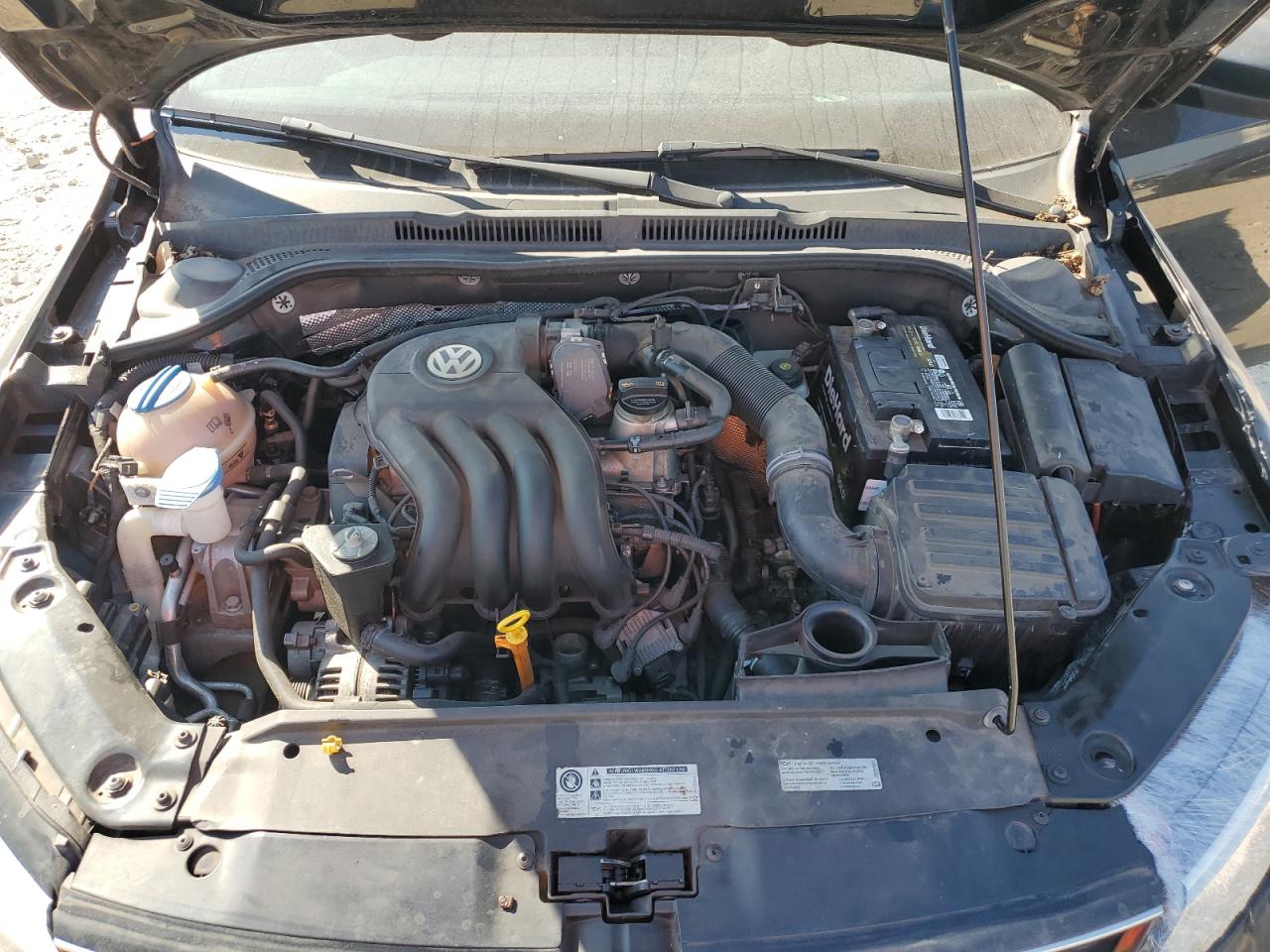 VOLKSWAGEN JETTA BASE