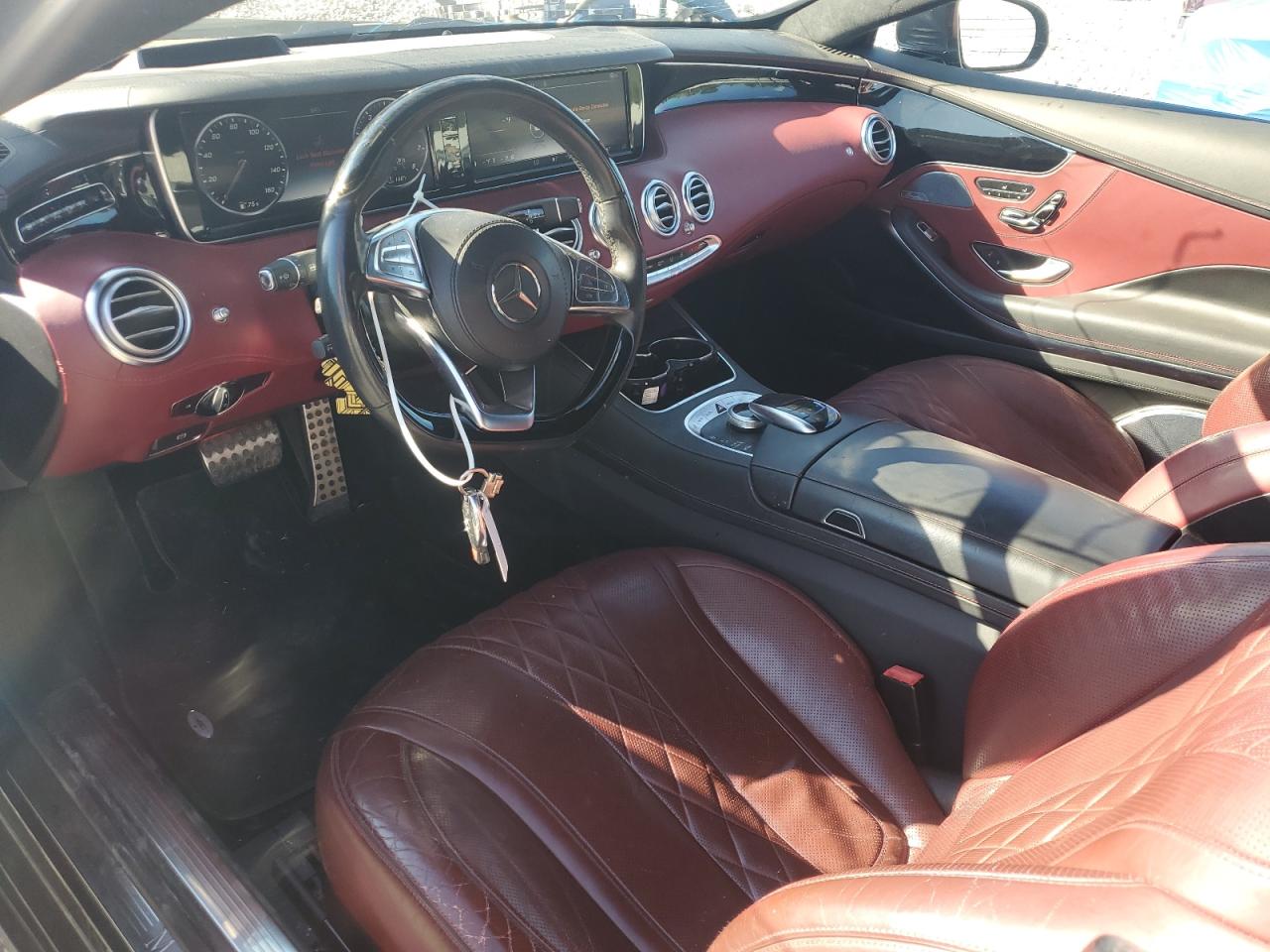 MERCEDES-BENZ S-CLASS 550