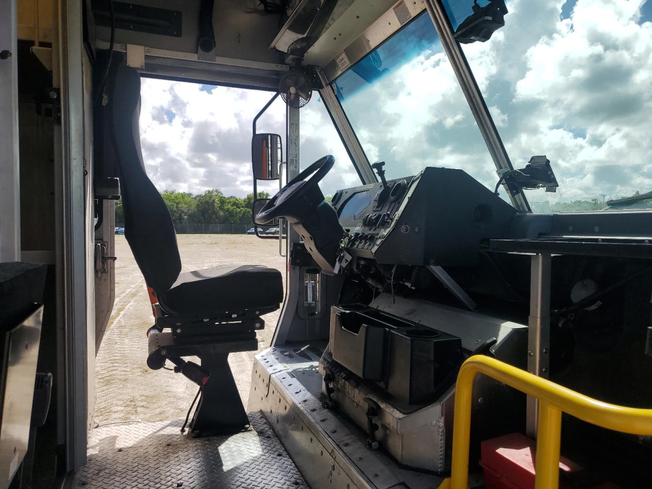 Lot #3304566485 2020 FORD UNKNOWN