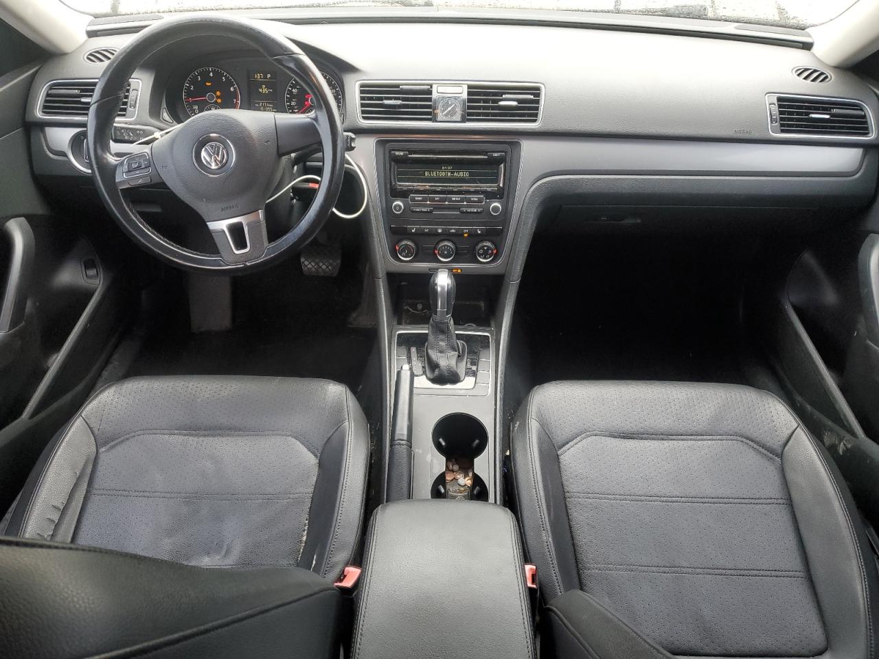 VOLKSWAGEN PASSAT S