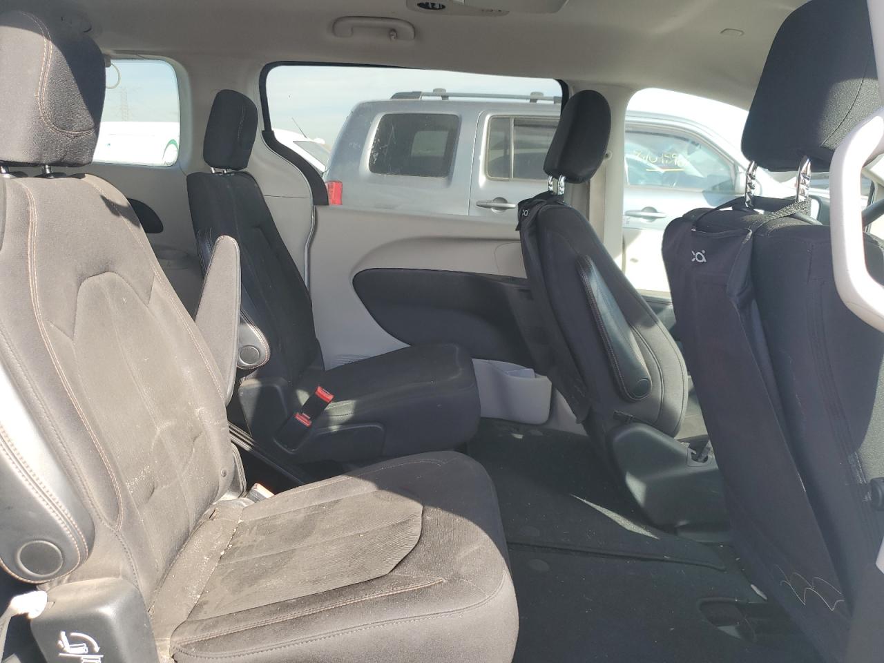 CHRYSLER PACIFICA TOURING