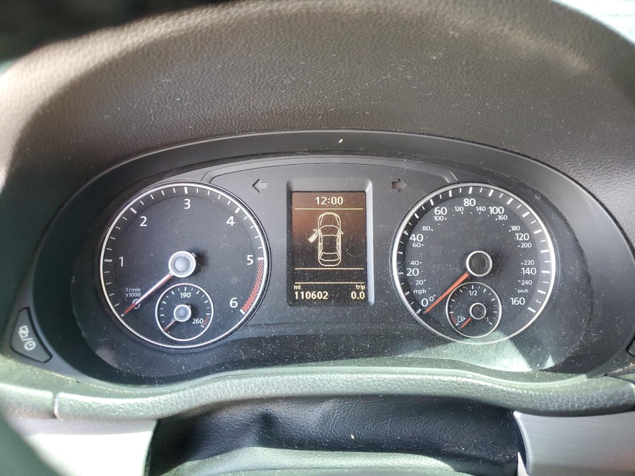 VOLKSWAGEN PASSAT SE