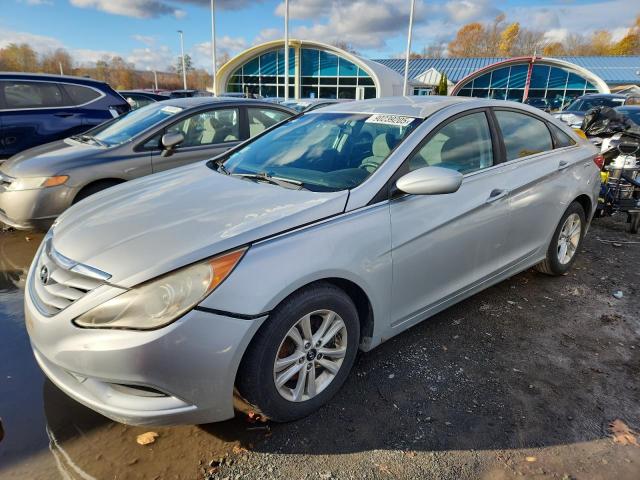 Global Auto Auctions: 2011 HYUNDAI SONATA GLS