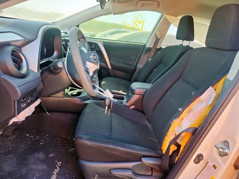 2018 TOYOTA RAV4 LE JTMZFREV4JJ734974