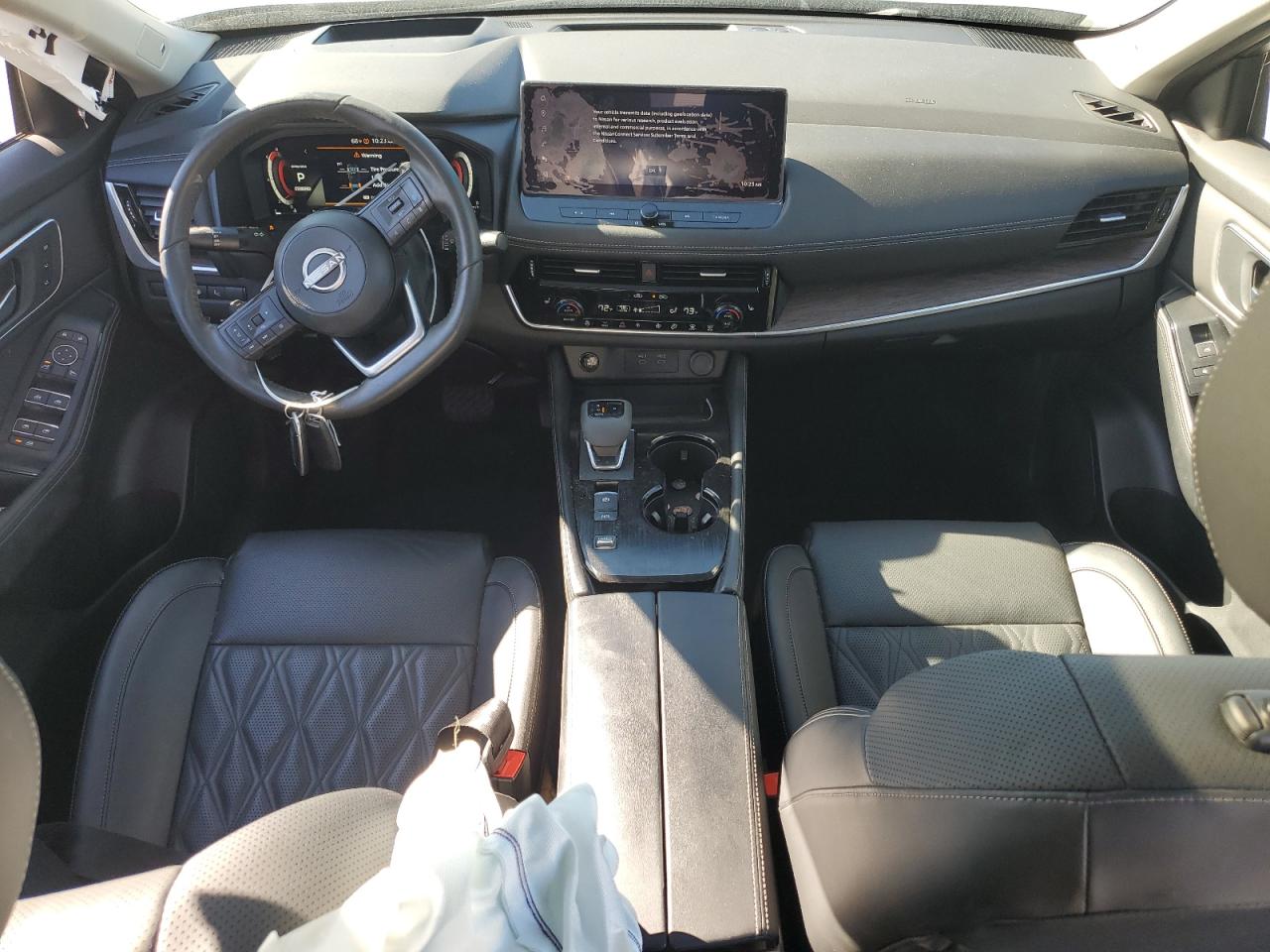 NISSAN ROGUE PLATINUM