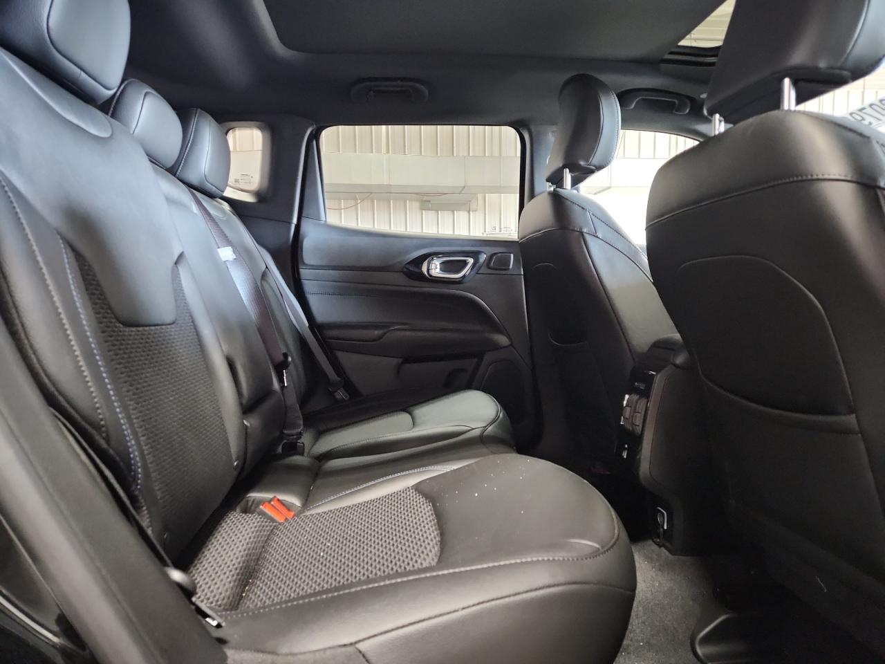 Lot #3302923081 2025 JEEP COMPASS LA